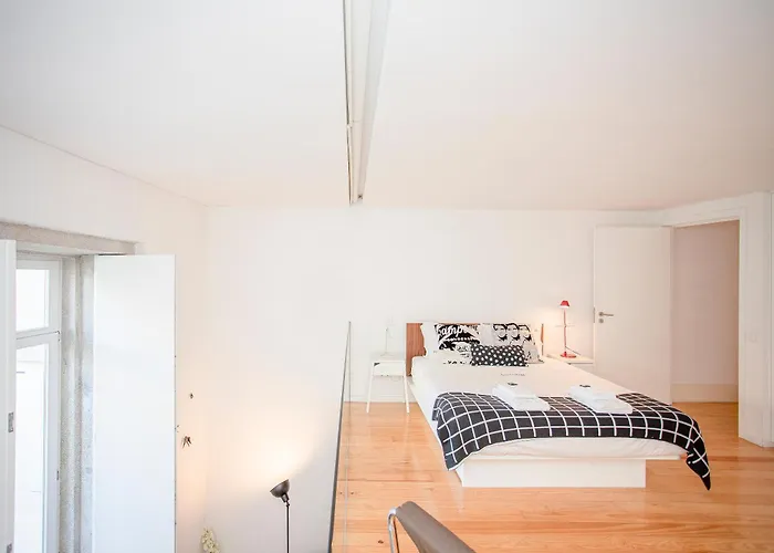 Liiiving In Porto - Garden Light Mezzanine