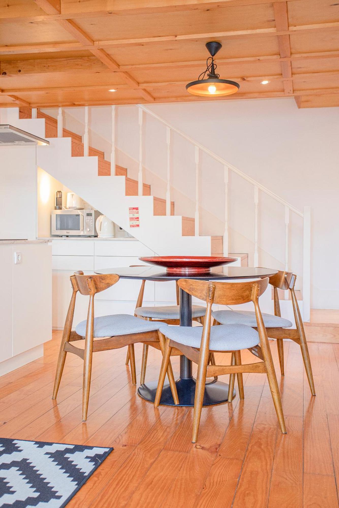 Liiiving In - Garden Light Mezzanine Apartment